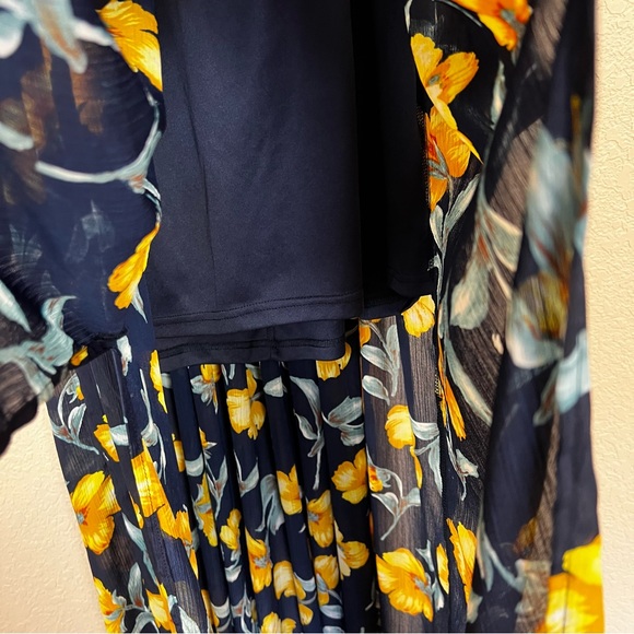 Fashion Nova M Maxi Dress Floral Wrapped Flowy - Picture 10 of 14